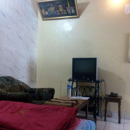 Hotel Om Palace - Couple Friendly & Local Id Accepted Jaipur Extérieur photo